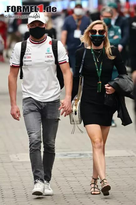 Foto zur News: Valtteri Bottas (Mercedes) mit Tiffany Cromwell