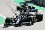 Foto zur News: Lewis Hamilton (Mercedes) und Valtteri Bottas (Mercedes)