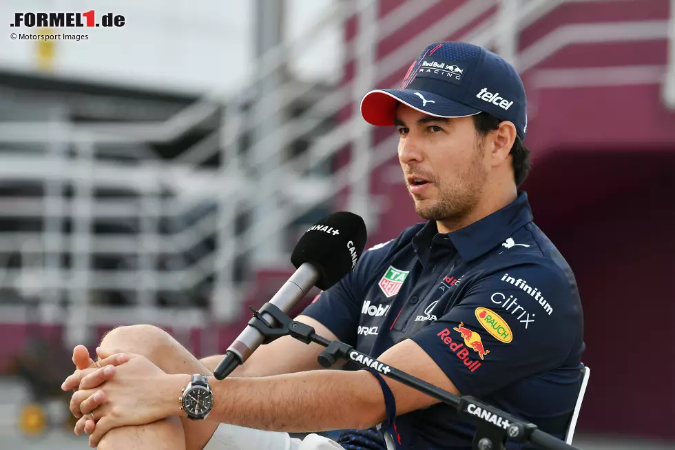 Foto zur News: Sergio Perez (Red Bull)