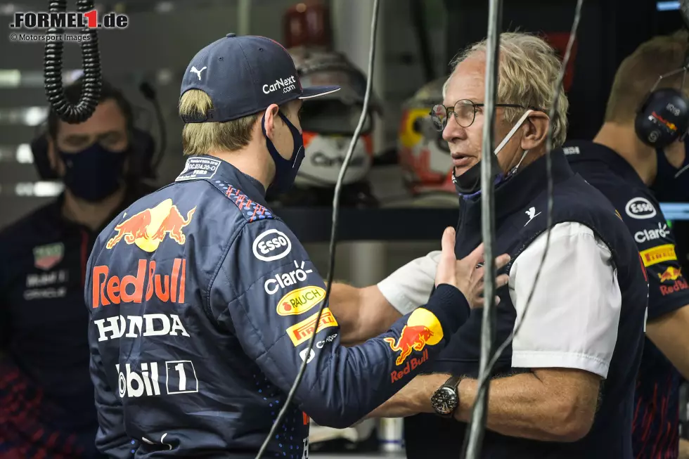 Foto zur News: Max Verstappen (Red Bull) und Helmut Marko