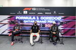 Foto zur News: Max Verstappen (Red Bull), Lewis Hamilton (Mercedes) und Valtteri Bottas (Mercedes)