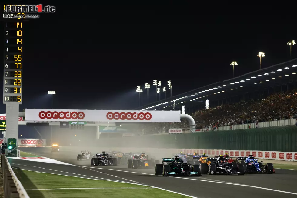 Lewis Hamilton (Mercedes), Pierre Gasly (AlphaTauri), Fernando Alonso (Alpine), Lando Norris (McLaren) und Carlos Sainz (Ferrari) Foto zur News: Lewis Hamilton (Mercedes), Pierre Gasly (AlphaTauri), Fernando Alonso (Alpine), Lando Norris (McLaren) und Carlos Sainz (Ferrari)