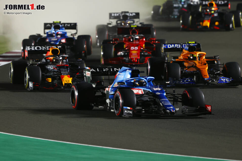 Foto zur News: Fernando Alonso (Alpine), Max Verstappen (Red Bull), Lando Norris (McLaren) und Carlos Sainz (Ferrari)