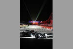 Foto zur News: Anthony Davidson im Mercedes W10
