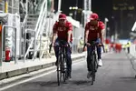 Foto zur News: Charles Leclerc (Ferrari) und Carlos Sainz (Ferrari)