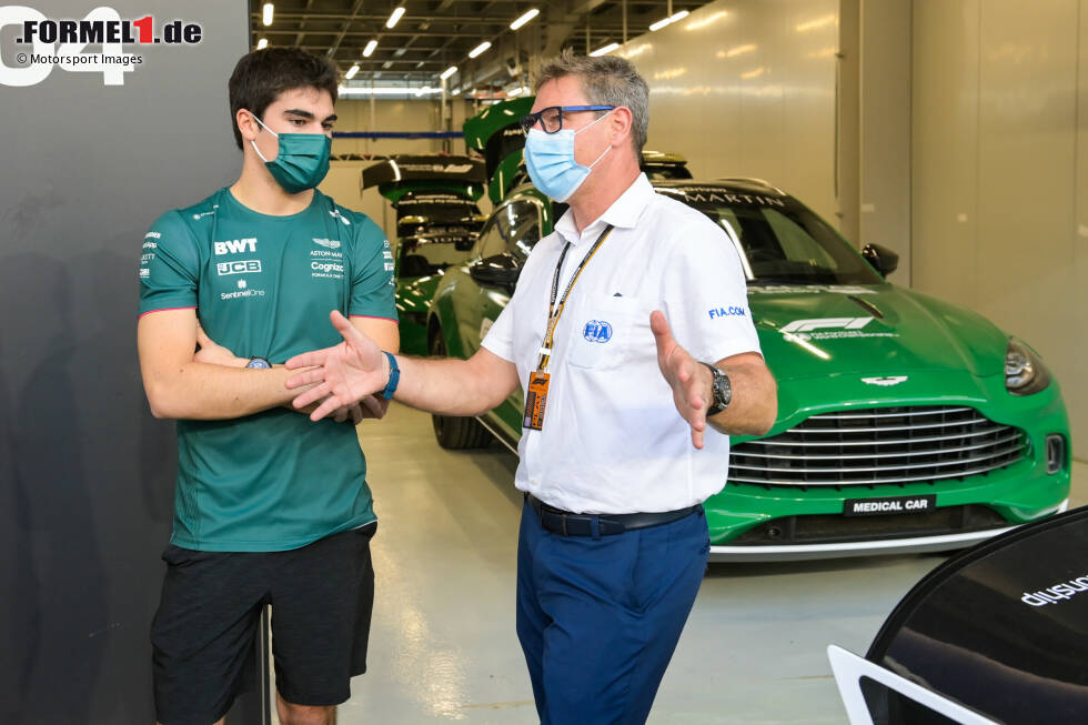 Foto zur News: Lance Stroll (Aston Martin) mit Bernd Mayländer