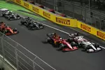 Foto zur News: Antonio Giovinazzi (Alfa Romeo), Charles Leclerc (Ferrari), Sebastian Vettel (Aston Martin) und Carlos Sainz (Ferrari)