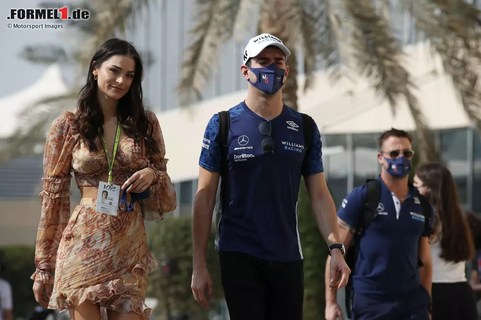 Foto zur News: Nicholas Latifi (Williams) mit Sandra Dziwiszek