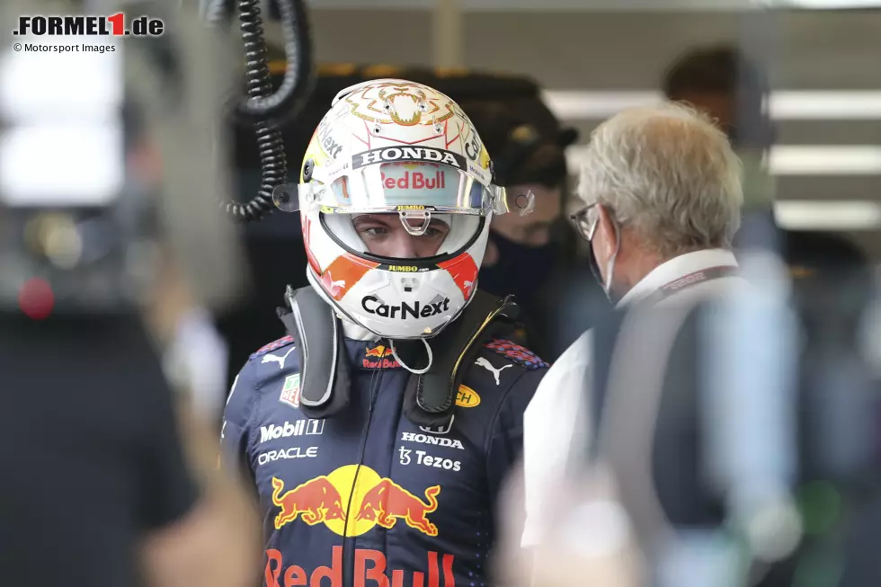 Foto zur News: Max Verstappen (Red Bull) und Helmut Marko