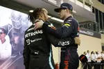 Foto zur News: Lewis Hamilton (Mercedes) und Max Verstappen (Red Bull)