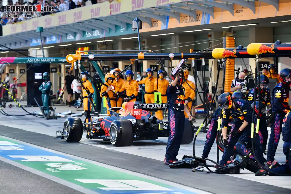 Foto zur News: Max Verstappen (Red Bull)