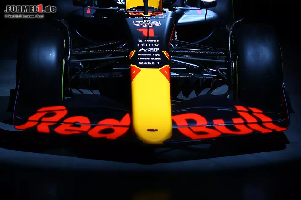 Foto zur News: Red Bull RB18