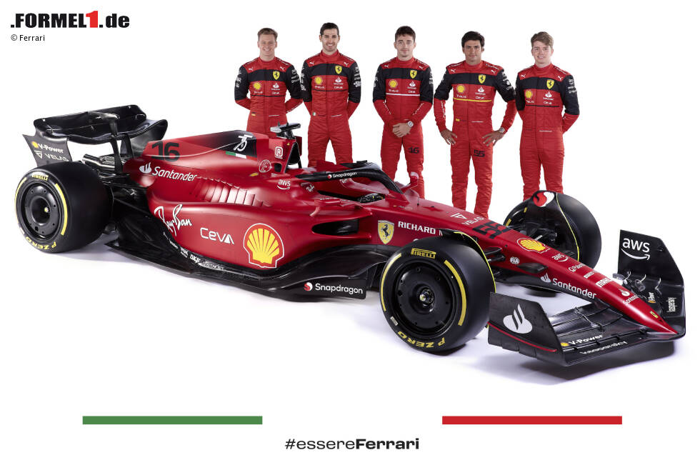 Foto zur News: Ferrari F1-75 mit den Test- und Ersatzfahrern rund um Mick Schumacher (ganz links)