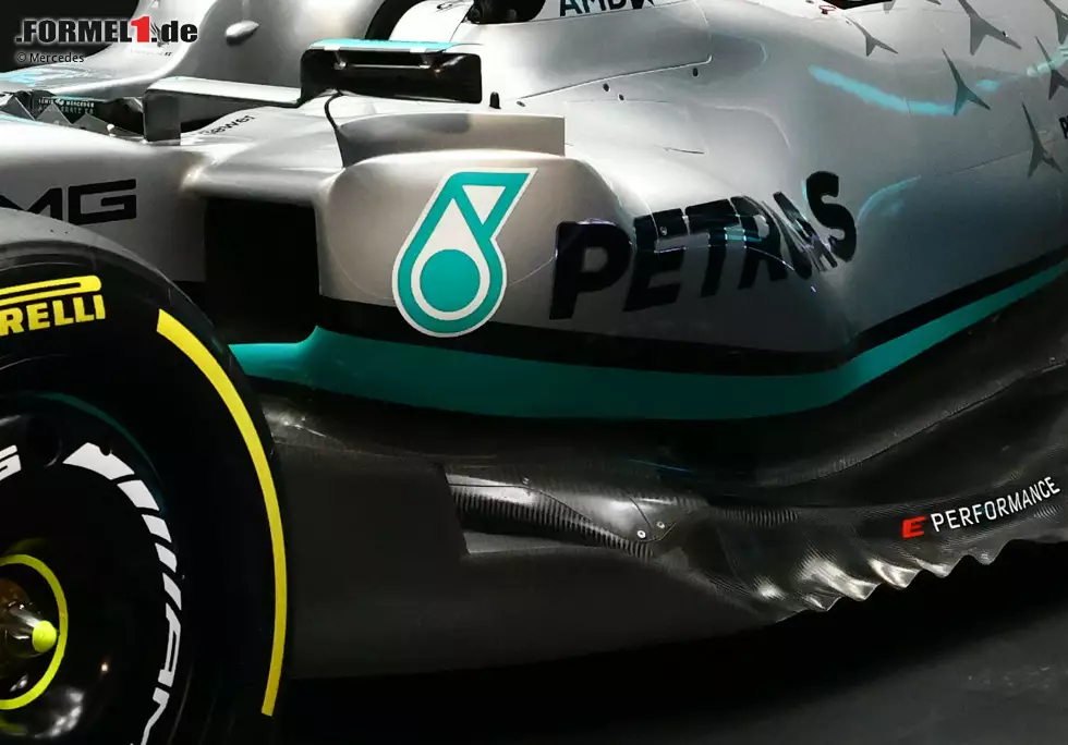 Foto zur News: Mercedes W13