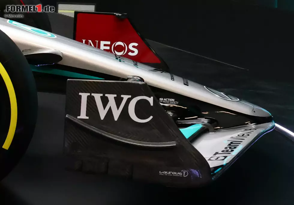 Foto zur News: Mercedes W13