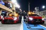 Foto zur News: Bernd Mayländer und das Safety-Car, Bruno Correia und das Medical-Car