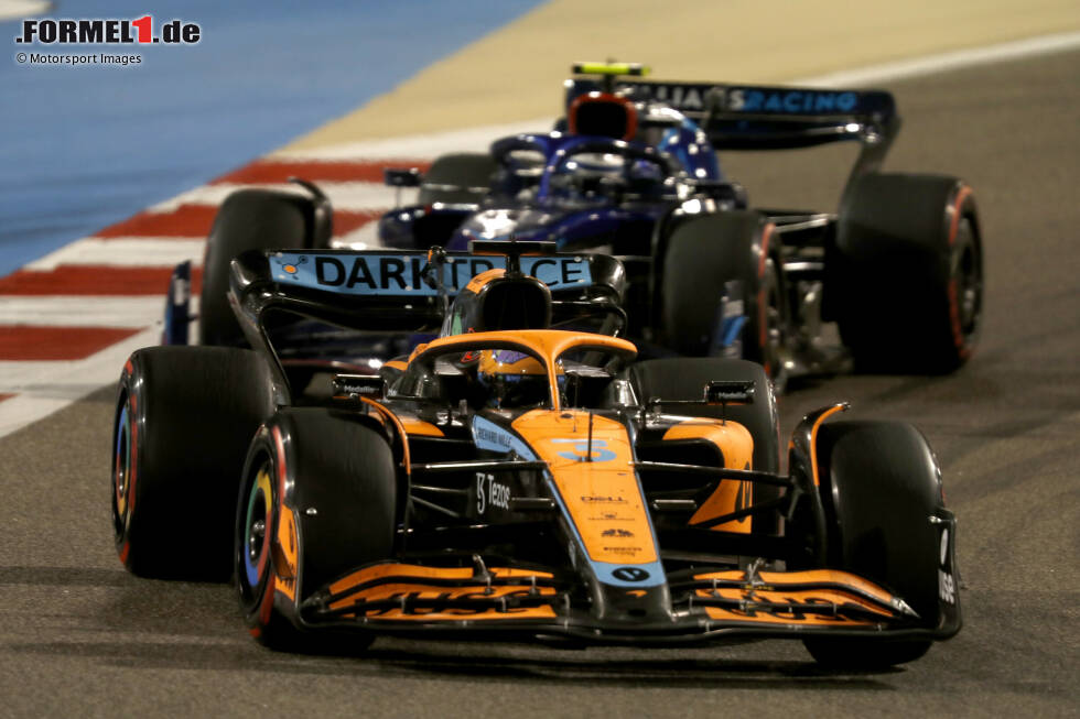 Foto zur News: Daniel Ricciardo (McLaren) und Nicholas Latifi (Williams)