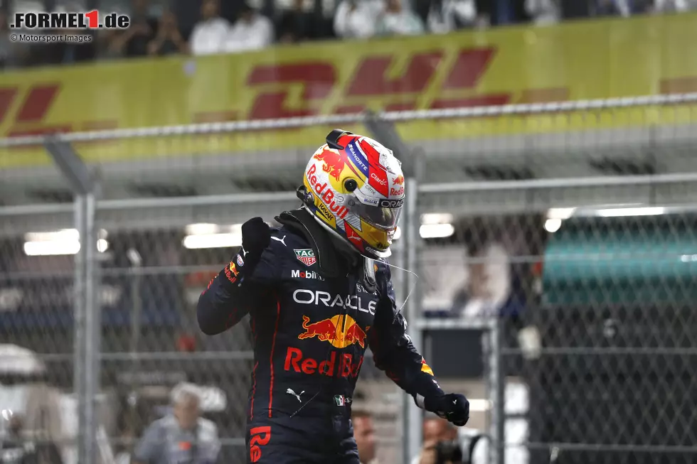 Foto zur News: Sergio Perez (Red Bull)