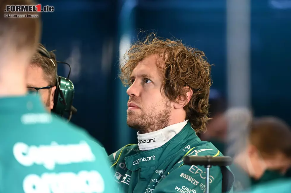 Foto zur News: Sebastian Vettel (Aston Martin)