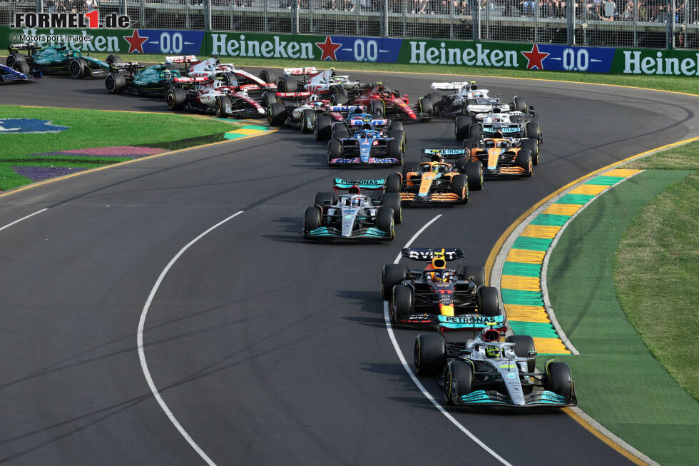 Lewis Hamilton (Mercedes), Sergio Perez (Red Bull), George Russell (Mercedes), Lando Norris (McLaren) und Daniel Ricciardo (McLaren) Lewis Hamilton (Mercedes), Sergio Perez (Red Bull), George Russell (Mercedes), Lando Norris (McLaren) und Daniel Ricciardo (McLaren)