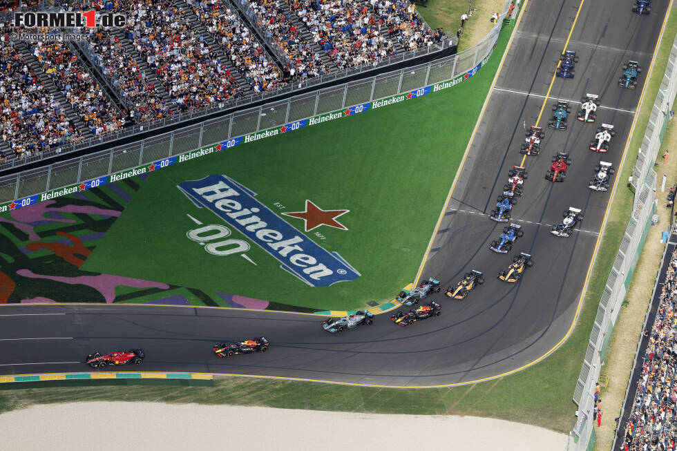 Charles Leclerc (Ferrari), Max Verstappen (Red Bull), Lewis Hamilton (Mercedes), Sergio Perez (Red Bull), Lando Norris (McLaren) und George Russell (Mercedes) Charles Leclerc (Ferrari), Max Verstappen (Red Bull), Lewis Hamilton (Mercedes), Sergio Perez (Red Bull), Lando Norris (McLaren) und George Russell (Mercedes)
