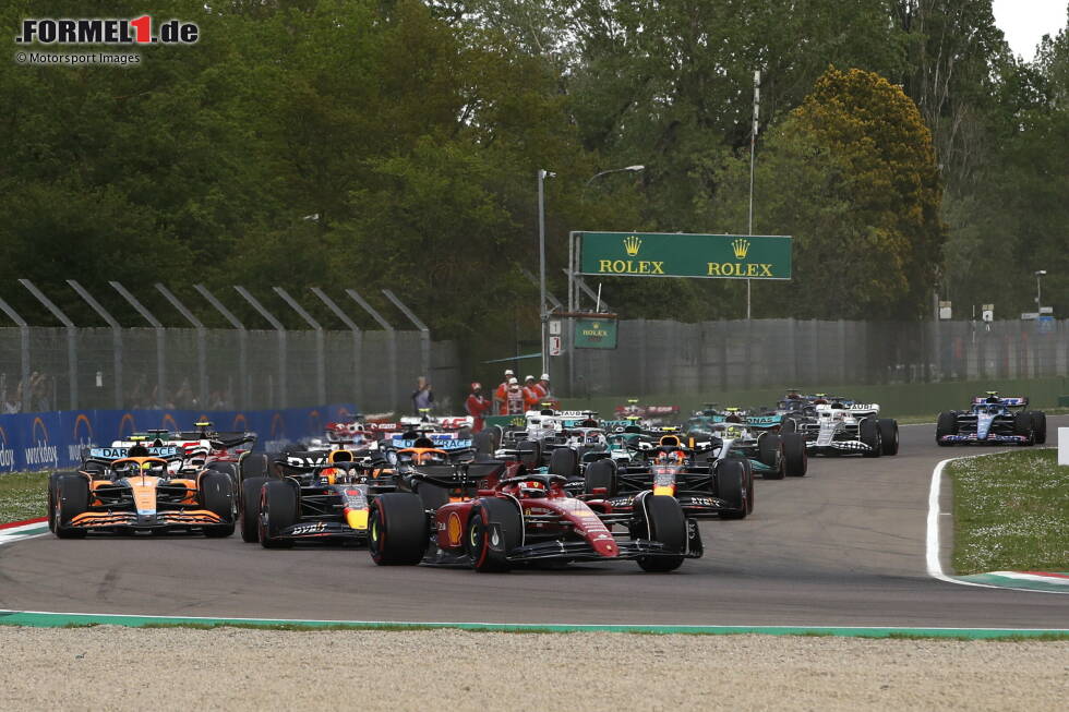 Foto zur News: Charles Leclerc (Ferrari), Max Verstappen (Red Bull), Lando Norris (McLaren) und Sergio Perez (Red Bull)