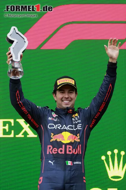 Foto zur News: Sergio Perez (Red Bull)