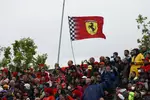 Foto zur News: Fans in Imola