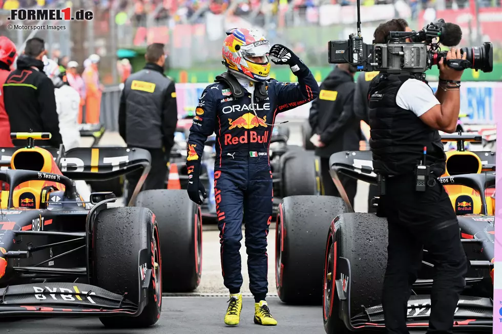 Foto zur News: Sergio Perez (Red Bull)