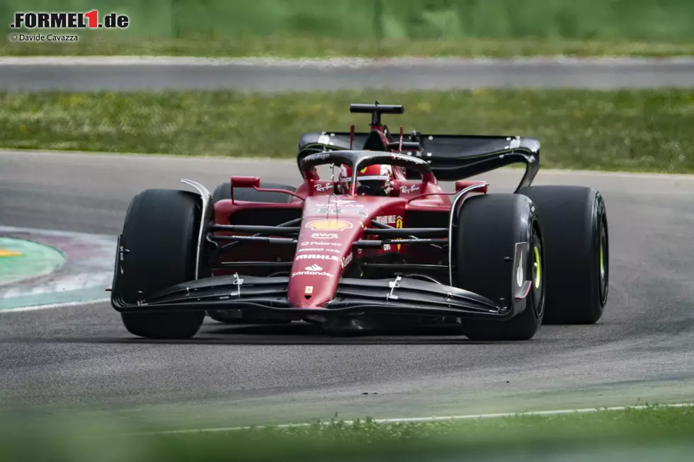 Foto zur News: Ferrari F1-75