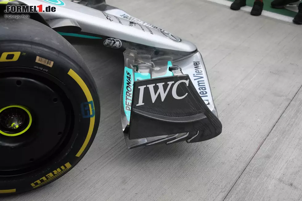 Foto zur News: Mercedes W13