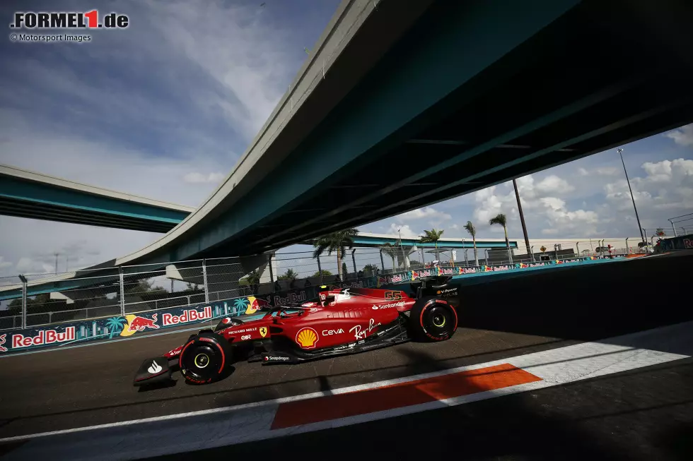 Foto zur News: Carlos Sainz (Ferrari)