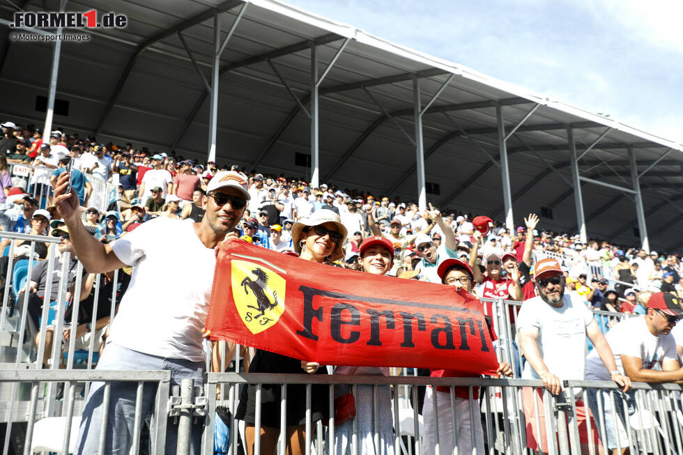 Foto zur News: Fans in Miami