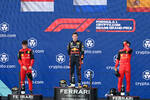 Charles Leclerc (Ferrari), Max Verstappen (Red Bull) und Carlos Sainz (Ferrari) 