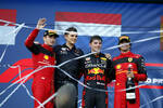 Charles Leclerc (Ferrari), Max Verstappen (Red Bull) und Carlos Sainz (Ferrari) 