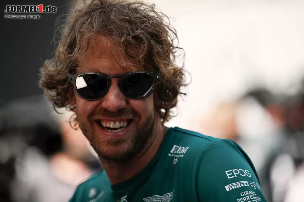 Foto zur News: Sebastian Vettel (Aston Martin)