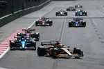 Gallerie: Guanyu Zhou (Alfa Romeo), Daniel Ricciardo (McLaren) und Esteban Ocon (Alpine)