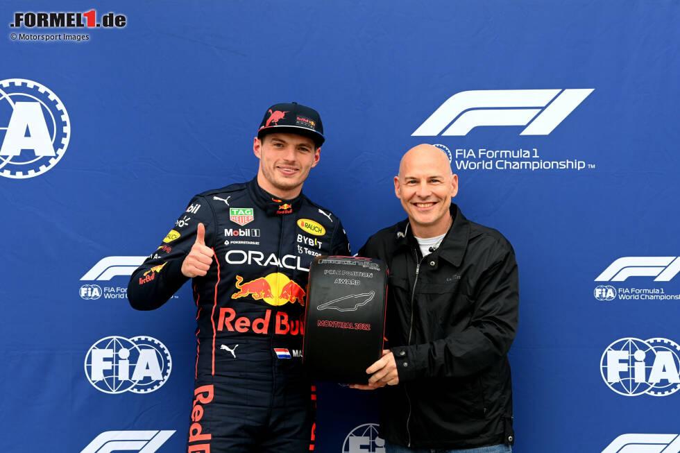 Foto zur News: Max Verstappen (Red Bull) und Jacques Villeneuve