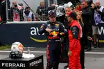 Foto zur News: Max Verstappen (Red Bull) und Carlos Sainz (Ferrari)