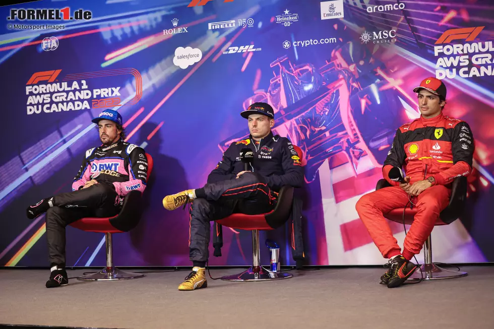 Foto zur News: Fernando Alonso (Alpine), Max Verstappen (Red Bull) und Carlos Sainz (Ferrari)