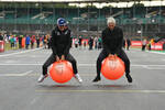 Foto zur News: Esteban Ocon (Alpine) und Damon Hill