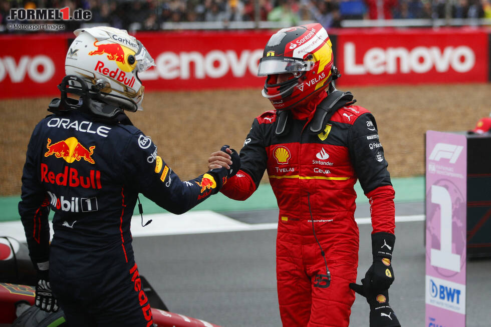 Foto zur News: Max Verstappen (Red Bull) und Carlos Sainz (Ferrari)