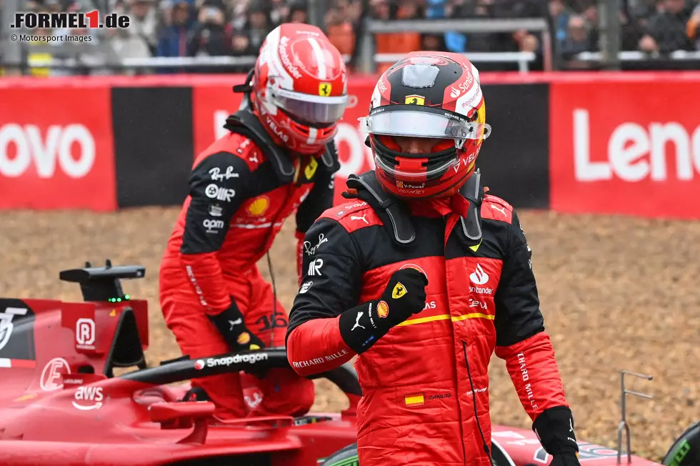 Foto zur News: Carlos Sainz (Ferrari) und Charles Leclerc (Ferrari)