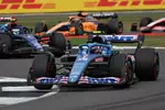 Foto zur News: Esteban Ocon (Alpine) und Nicholas Latifi (Williams)