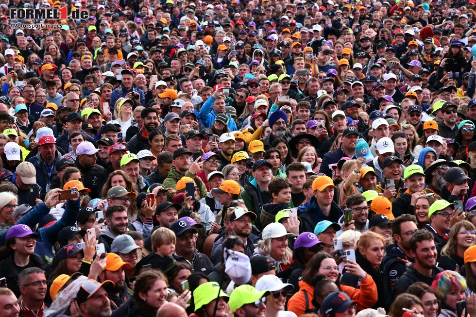 Foto zur News: Fans in Silverstone