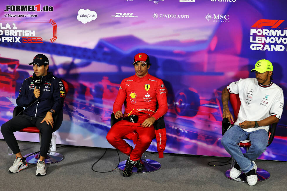 Foto zur News: Sergio Perez (Red Bull), Carlos Sainz (Ferrari) und Lewis Hamilton (Mercedes)