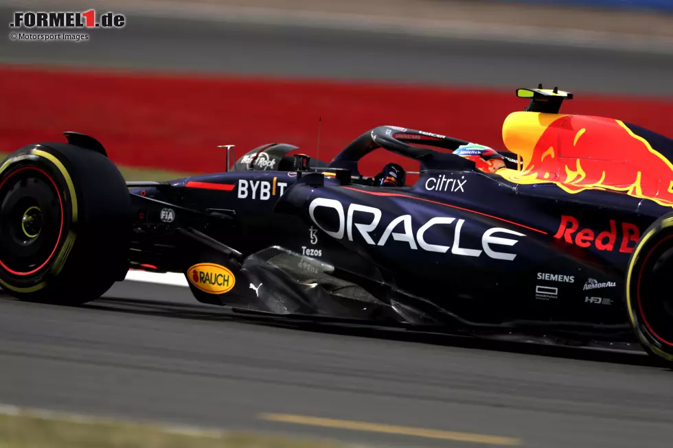 Foto zur News: Sergio Perez (Red Bull)