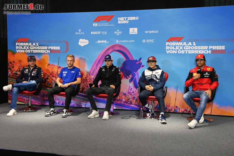Foto zur News: Max Verstappen (Red Bull), Kevin Magnussen (Haas), Esteban Ocon (Alpine), Yuki Tsunoda (AlphaTauri) und Carlos Sainz (Ferrari)