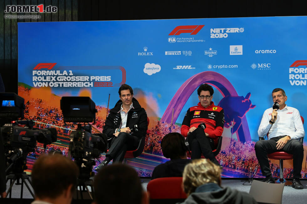 Foto zur News: Toto Wolff (Mercedes), Mattia Binotto (Ferrari) und Günther Steiner (Haas)