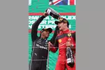 Foto zur News: Lewis Hamilton (Mercedes) und Charles Leclerc (Ferrari)